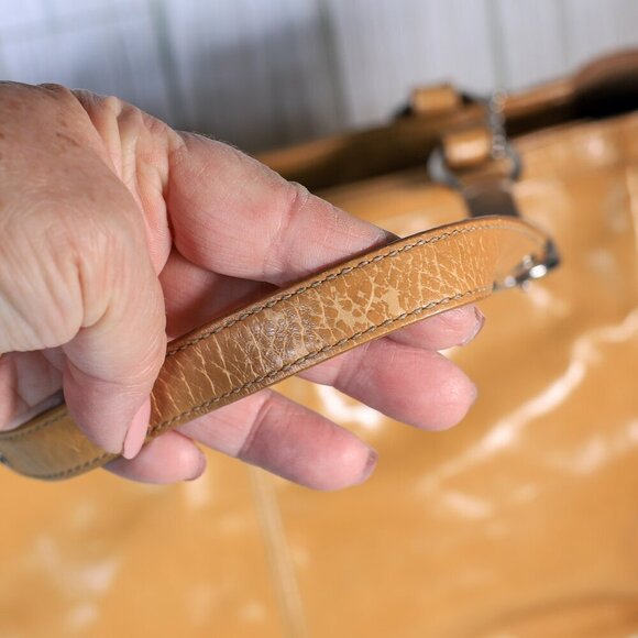 Coach Gallery F13761 Golden Tan Patent Leather Medium Shoulder Bag Turn Locks - Picture 6 of 16